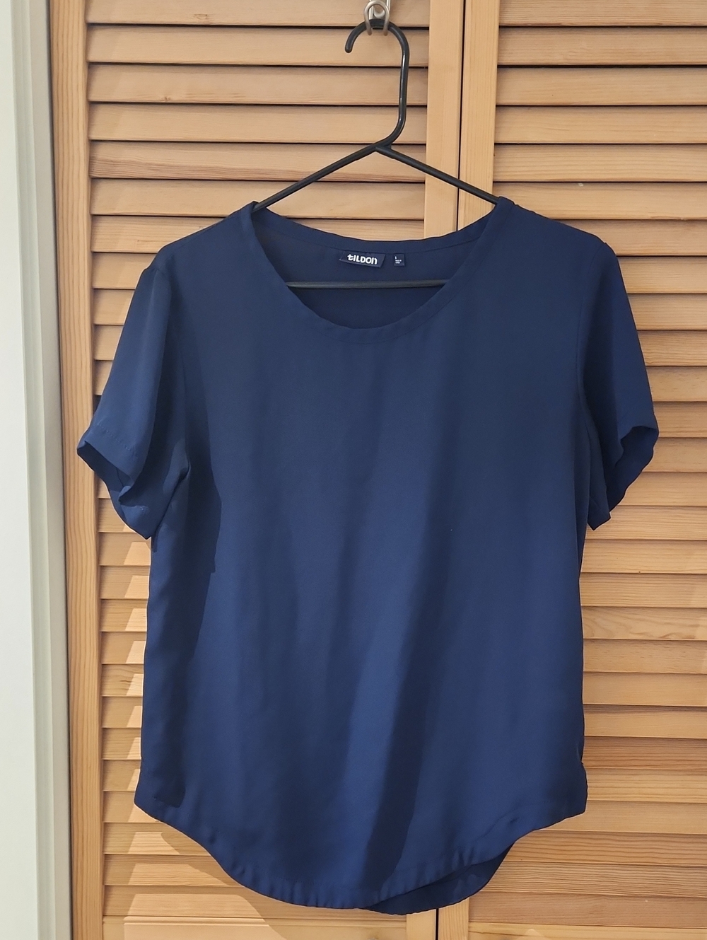 Tildon Blouse Tee Shirt Womens Small Blue Navy